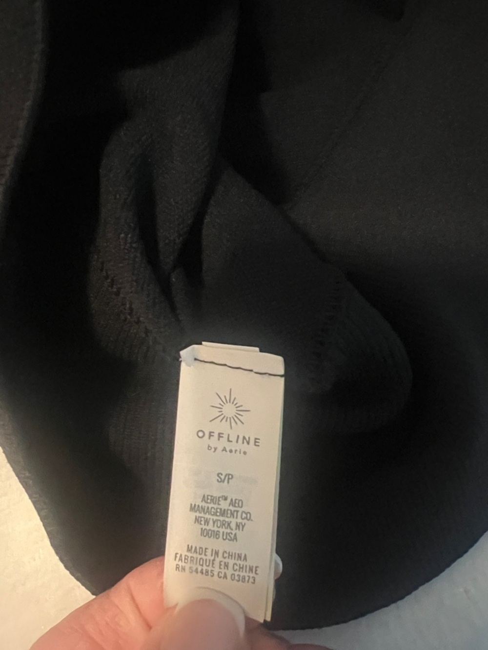 Offline by Aerie Black Cropped Long-Sleeve Top - Picture 4 of 4
